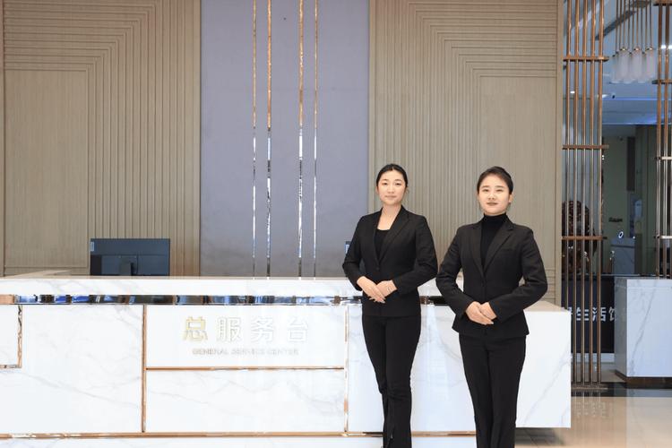 小区物业前台客服视频有何问题？-第2张图片-德高鼎泰便民中心