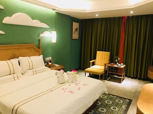 日月广场周边酒店怎么选最划算?-第2张图片-德高鼎泰便民中心 日月广场周边酒店怎么选最划算?-第2张图片-德高鼎泰便民中心