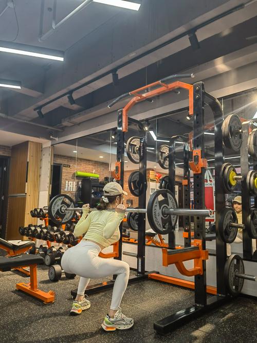 上海火车站附近健身房哪家好？-第1张图片-德高鼎泰便民中心