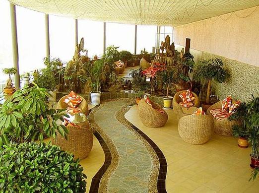 西宁假期王朝酒店怎么预订最划算？-第1张图片-德高鼎泰便民中心