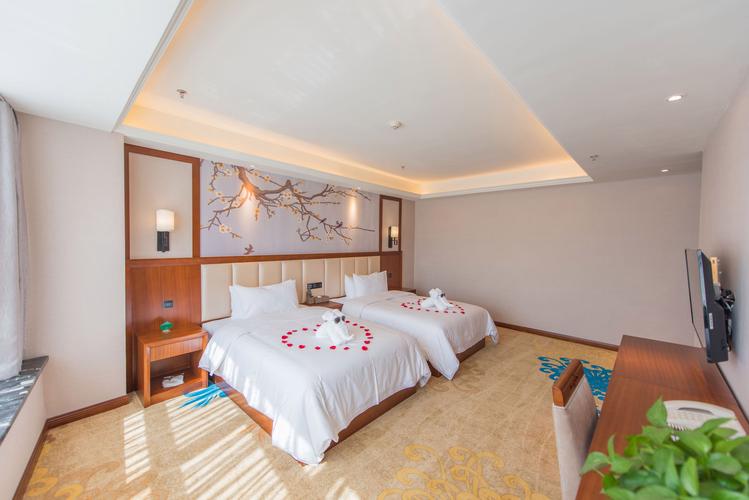 胶南碧海云天酒店怎么预订？-第1张图片-德高鼎泰便民中心