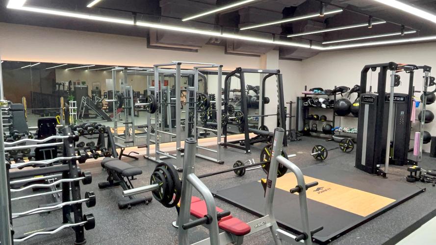 昆山瑞士大酒店健身房设施如何?-第2张图片-德高鼎泰便民中心 昆山瑞士大酒店健身房设施如何?-第2张图片-德高鼎泰便民中心