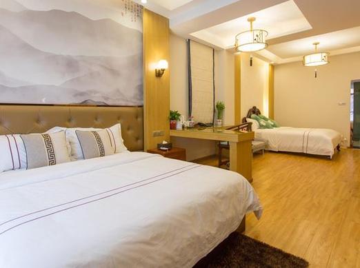 自贡南湖印象酒店怎么预订最划算?-第2张图片-德高鼎泰便民中心 自贡南湖印象酒店怎么预订最划算?-第2张图片-德高鼎泰便民中心