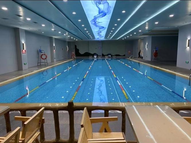 炫丽骄阳游泳健身中心有何特色？-第2张图片-德高鼎泰便民中心