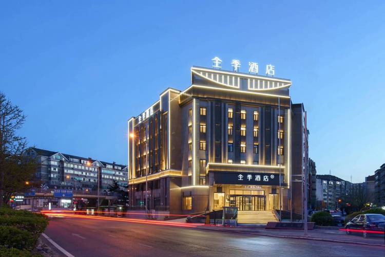 大连机场附近酒店怎么选？-第3张图片-德高鼎泰便民中心