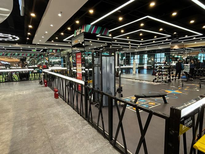 黄岛爱运动健身俱乐部-第1张图片-德高鼎泰便民中心 黄岛爱运动健身俱乐部-第1张图片-德高鼎泰便民中心