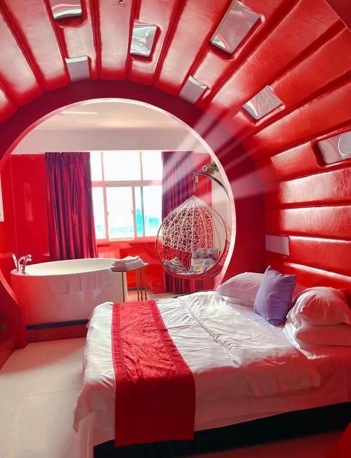 南阳情侣主题酒店怎么选？预订有哪些注意事项？-第2张图片-德高鼎泰便民中心