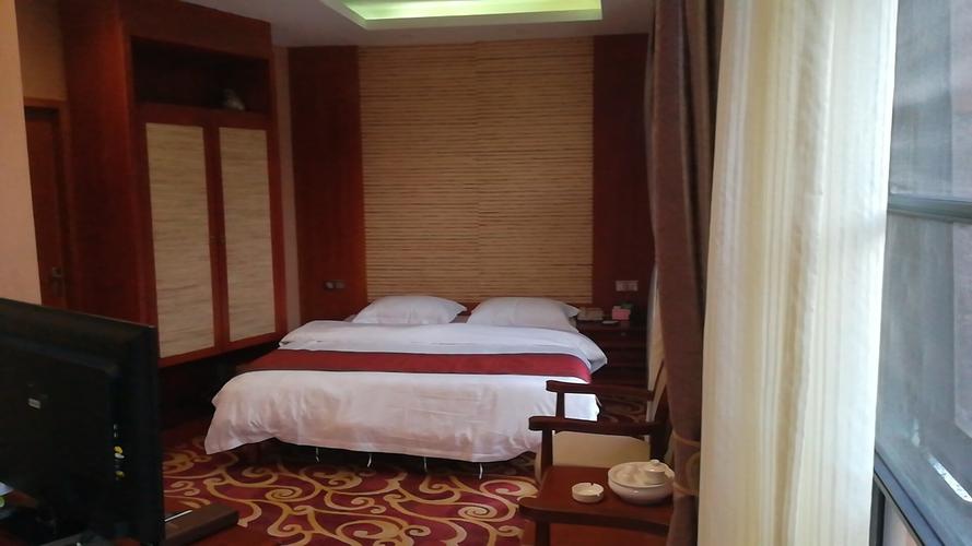 广东梅州丰顺酒店怎么预订最划算？-第2张图片-德高鼎泰便民中心