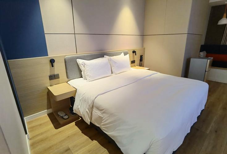 原重庆宾馆怎么预订？-第3张图片-德高鼎泰便民中心