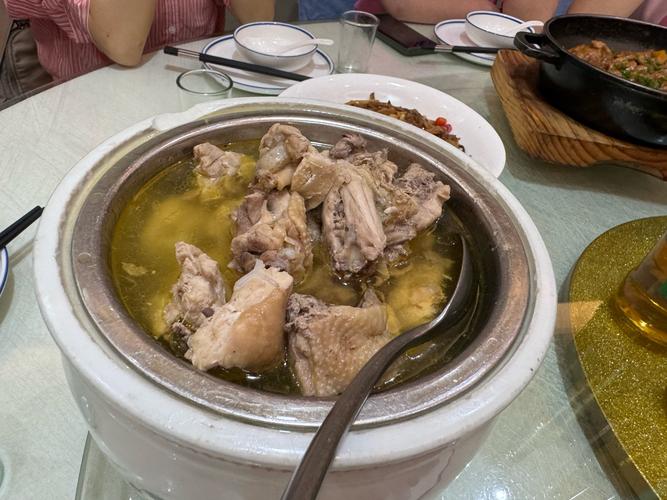 鹰潭酒店吃饭预订标准是什么？-第1张图片-德高鼎泰便民中心