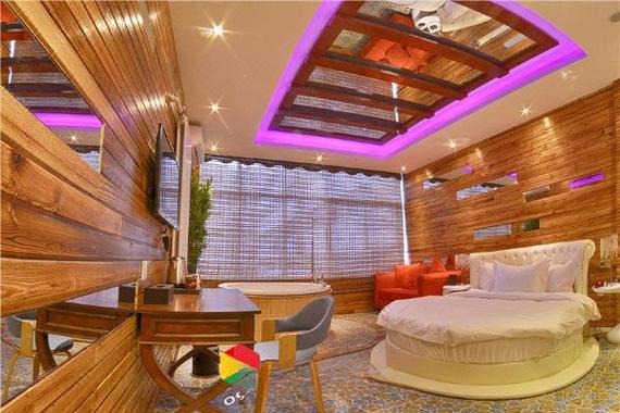 兰州时尚主题酒店怎么预订最划算？-第1张图片-德高鼎泰便民中心