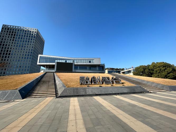 亚特健身科技路西口具体位置在哪？-第3张图片-德高鼎泰便民中心