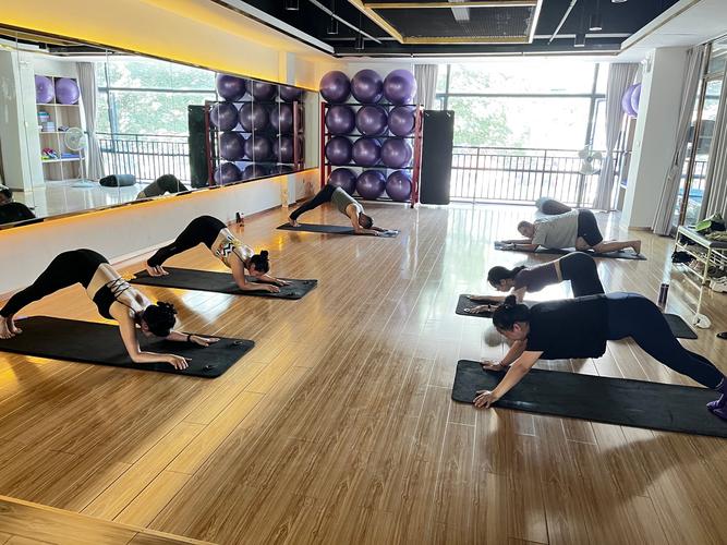 南京全民健身中心瑜伽适合哪些人群练习?-第2张图片-德高鼎泰便民中心 南京全民健身中心瑜伽适合哪些人群练习?-第2张图片-德高鼎泰便民中心