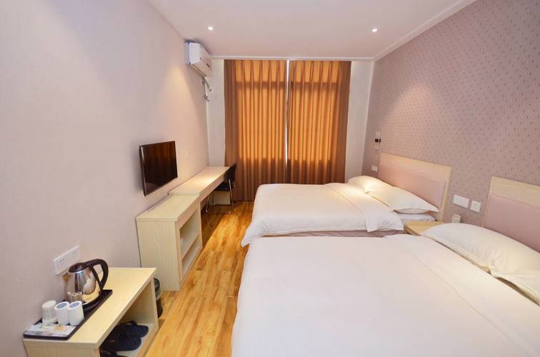 武汉枫叶艺术酒店怎么预订最划算？-第3张图片-德高鼎泰便民中心