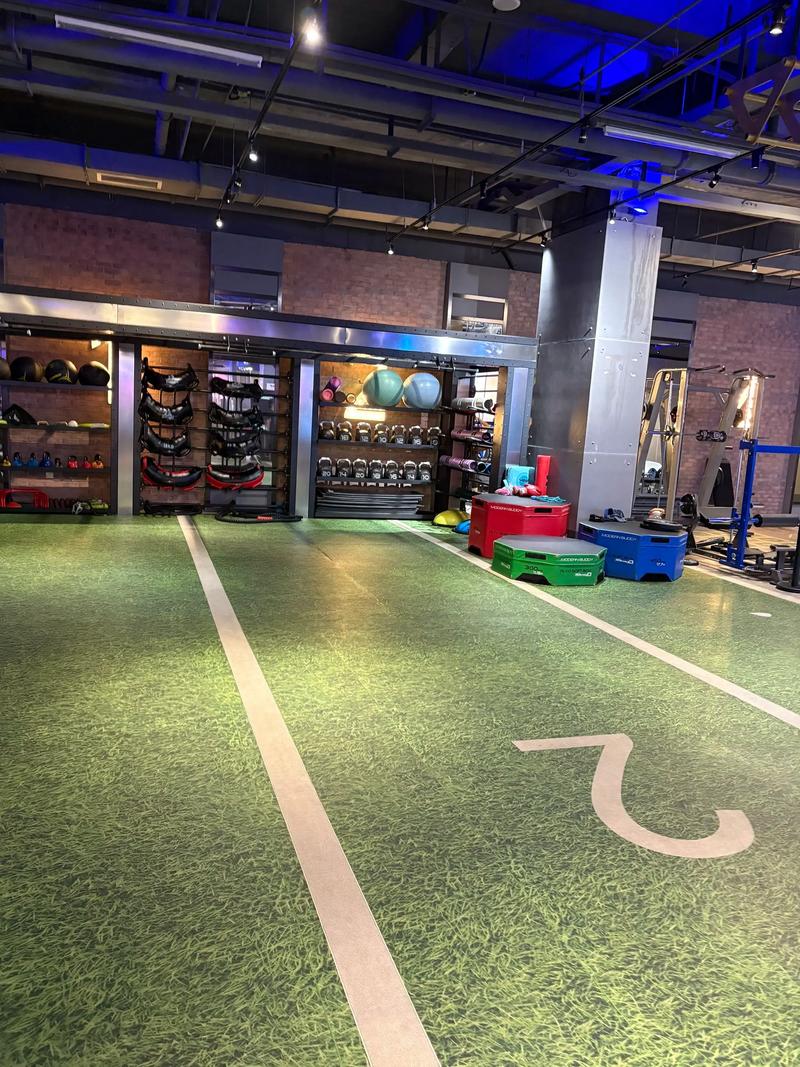 广州哪家健身房带游泳池性价比高？-第3张图片-德高鼎泰便民中心