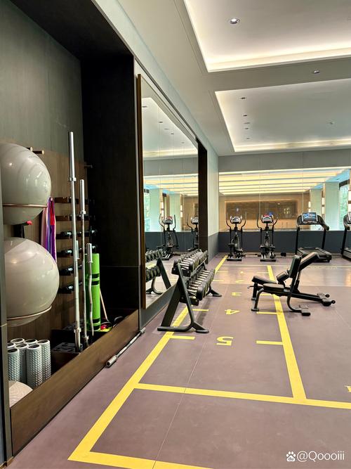 南宁有游泳池的健身房-第2张图片-德高鼎泰便民中心